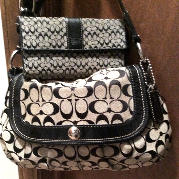 Coach Handbags - Coach bag
